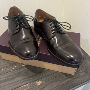 Classic Brown Leather Men's Dress Shoes Sz 8.5 triple wide